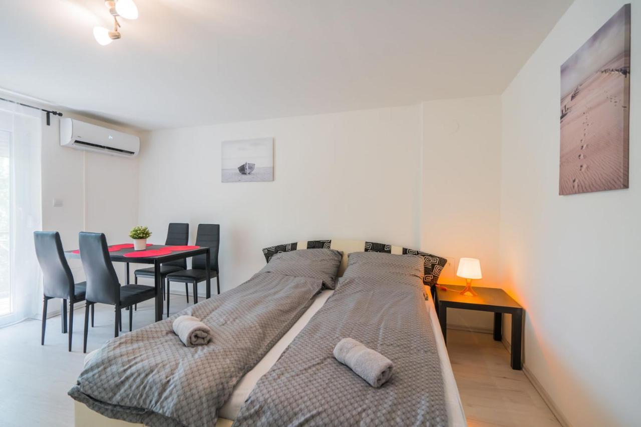 Zigzag Apartman Siófok Exterior foto